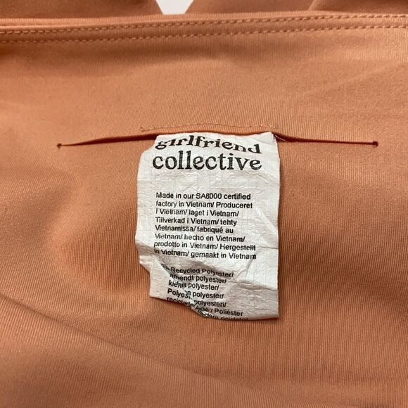 Girlfriend Collective Compression HighRise Legging‎ - Picture 9 of 10